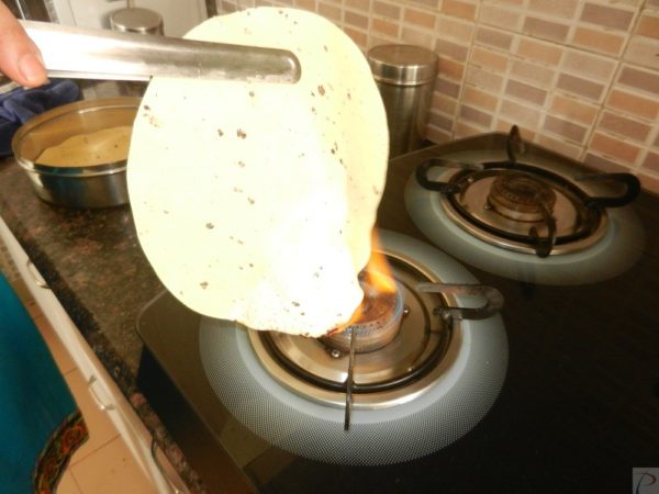 Papad method to roast