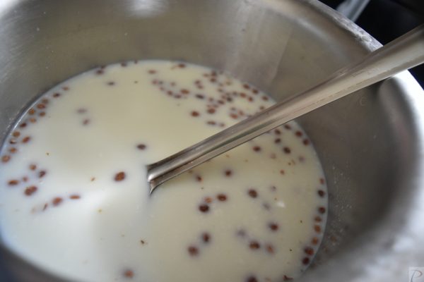 Chironji in Milk दूध में चिरौंजी