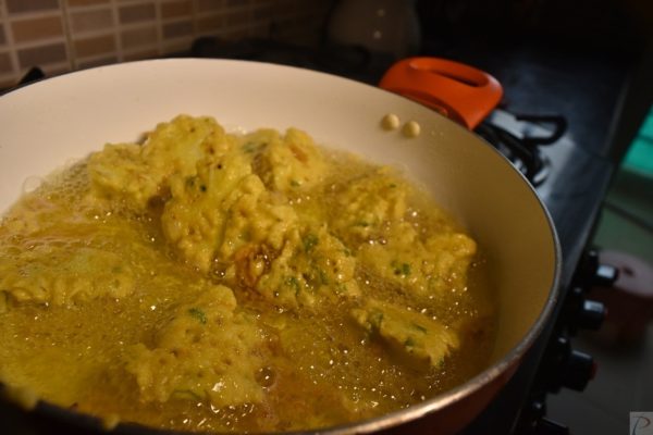 Gobhi little cooked हल्की पकी गोभी