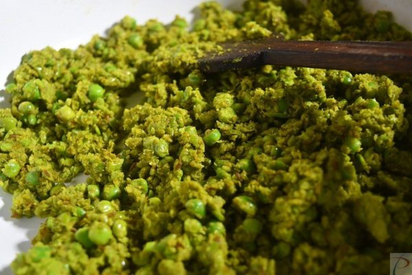 Green Peas Roasted भुन्ते हुए मटर
