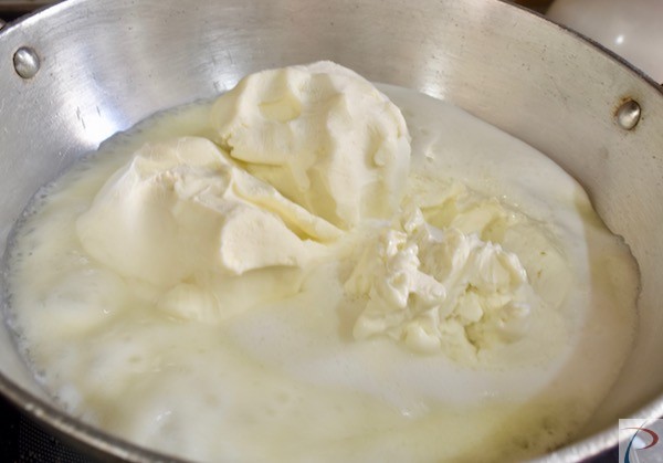 मक्खन आंच पर Makkhan to heat