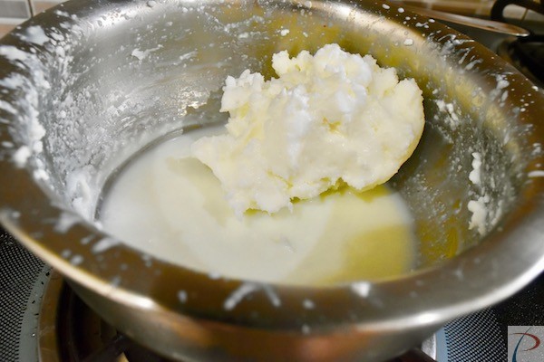 मक्खन हटाएँ makkhan seperated