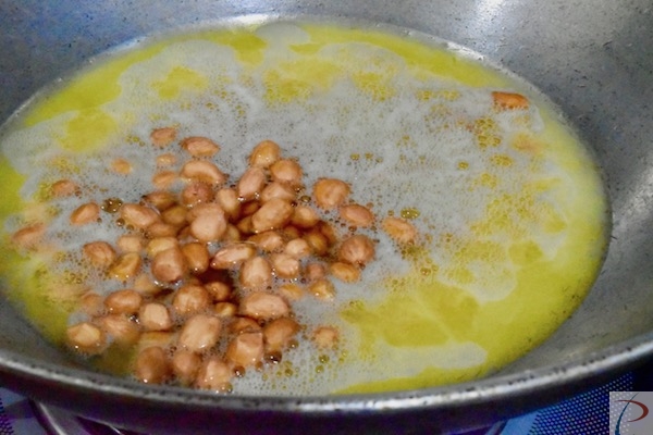 मूंगफली तेल में peanut moongfali in oil