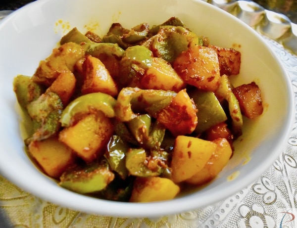 शिमला मिर्च आलू की सब्जी Shimla Mirch Aloo ki sabji